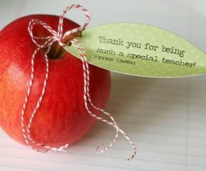 blog-teacher-apple-tradition-400x355