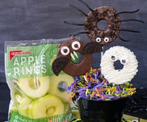 Chocolate-Dipped-Halloween-Apple-Rings-12-1-575x863
