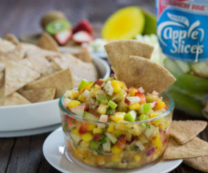 fruit-salsa-cinn-chips2-575x383