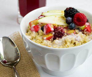 apple-berry-quinoa-crisp-bowl